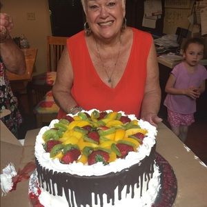 Meet your Posher, Sharon